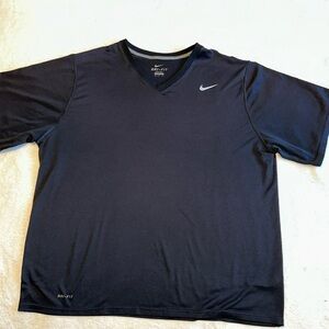 Nike black dri-fit v-neck t-shirt size size XXL
